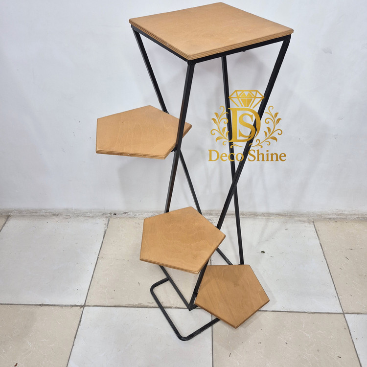 استند گل فلزی دکوری پایه گلدان کنار سالنی محکم
