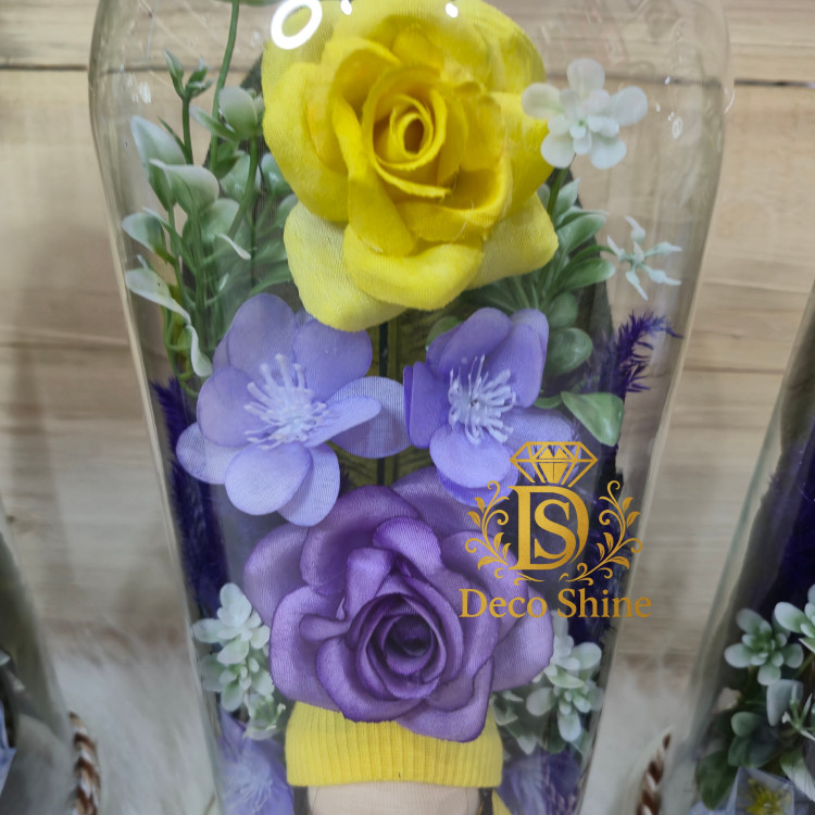 باکس گل جاودان عروسک دار (30 سانت) شیشه ای